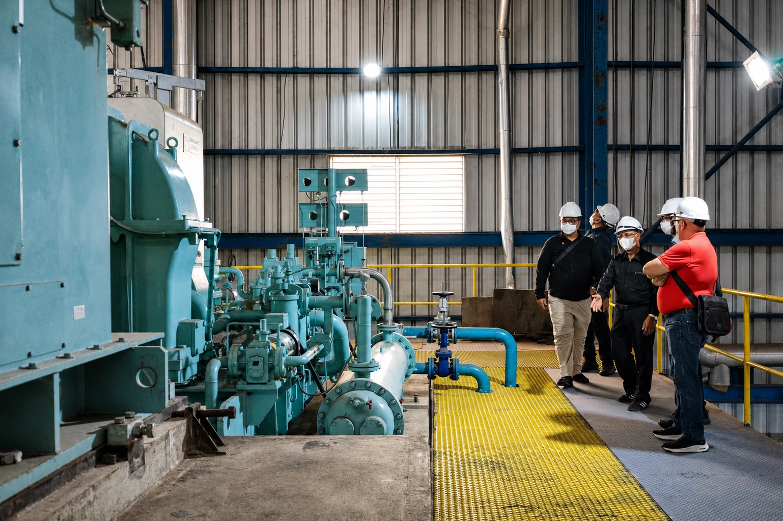 Area turbin dan generator PLTBm Kuala Mandor saat kunjungan fasilitas