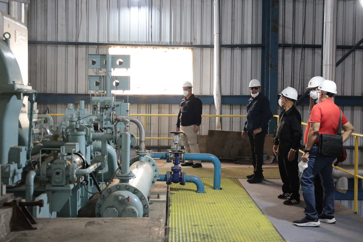 Area turbin dan generator PLTBm Kuala Mandor